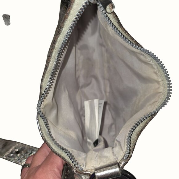 H & M Divided Metallic Silver Crossbody Bag With Adjustable Strap & Front Zipper - Picture 6 of 7